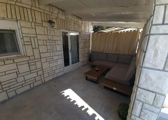 Апартаменты Vi & La Electric Scooters Included